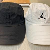 Cappellini Jordan bianchi e neri originali