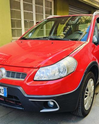 FIAT Sedici 1.6 16V 4x4 Experience GPL