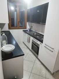 Cucina Lube in più che Buone Condizioni