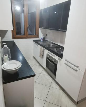 Cucina Lube in più che Buone Condizioni