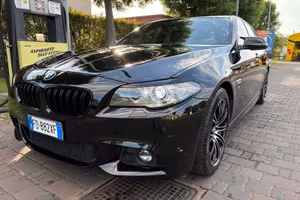 Bmw 525 525d Touring Luxury allestimento MSport