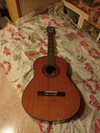 Chitarra in legno Clarissa