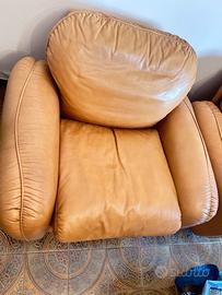 Poltrone in pelle anni 70/80 piumotto