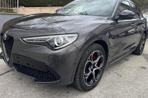 ALFA ROMEO Stelvio 2.0 Turbo 280 CV AT8 Q4 Veloce