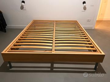 letto con doghe in legno