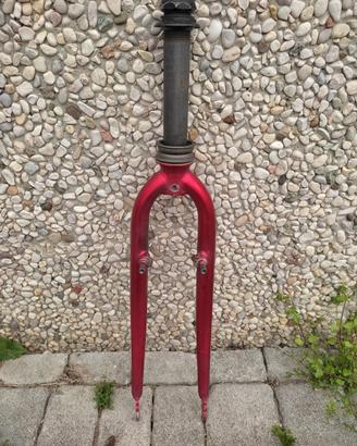 forcella 1"-1/8 per ruote 28/29 pollici