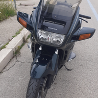 Honda pan european st 1100 abs