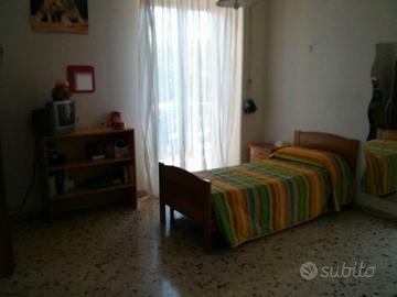 Stanza singola zona ambasciatori