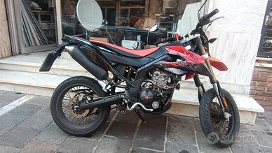 Moto Motard Aprilia sx 125 km 10700