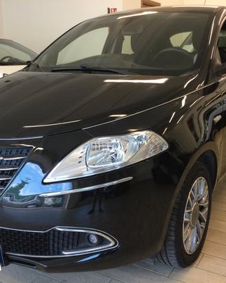 Lancia Ypsilon 0.9 85 CV DFN *CAMBIO AUTOMATICO