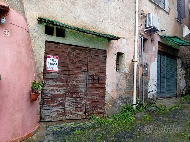 Box/Posto auto Civita Castellana