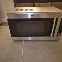 Forno a microonde AEG