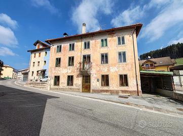 CASA INDIPENDENTE A ROANA