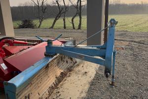 Lama livellatrice spianatrice