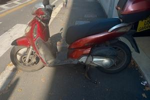Honda SH 150 - 2008 - PERMUTE