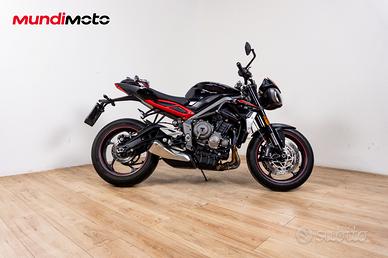 TRIUMPH STREET TRIPLE 765 R - 2021