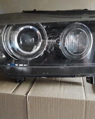 Faro dx bmw