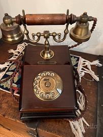 Telefono Vintage "The Executive" in Legno e Ottone
