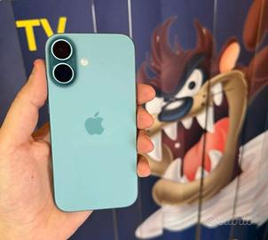IPhone 16 128 GB perfetto accetto permuta