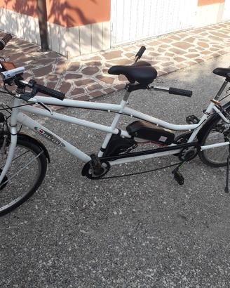 Tandem pedalata assistita