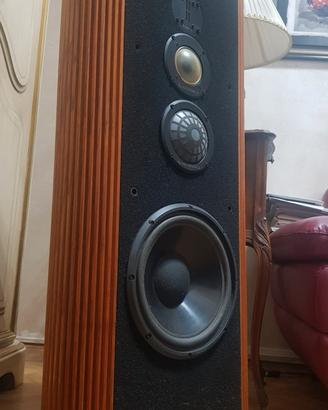 diffusori infinity k8