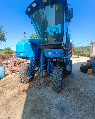 New Holland SB64