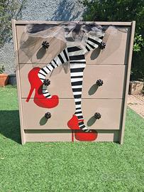 👠 Mobile d’Arte Unico: "Semplicemente Donna" – 