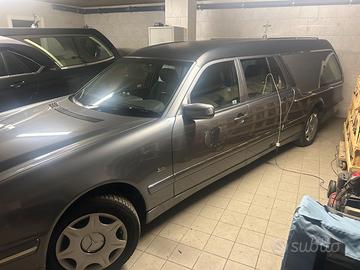 Carro funebre Mercedes classe E W210 65000 km