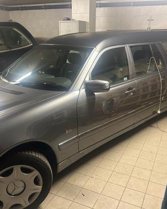 Carro funebre Mercedes classe E W210 65000 km