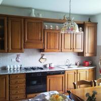 Cucina completa in legno massello