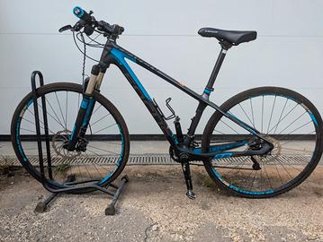 Bici MTB Focus Raven 29" in Carbonio