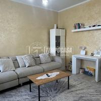 RIF. 567 - TRILOCALE RISTRUTTURATO CON BOX DOPPIO