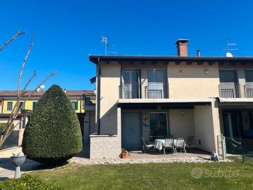 Ronco all' Adige: bifamiliare arredata