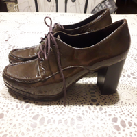 Scarpa donna Sniks 38 lucida verde oliva