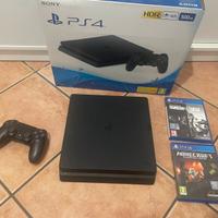 Playstation 4 slim
