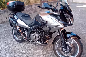suzuki Vstrom 650 DL