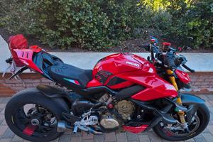 Ducati Streetfighter v4s 2020