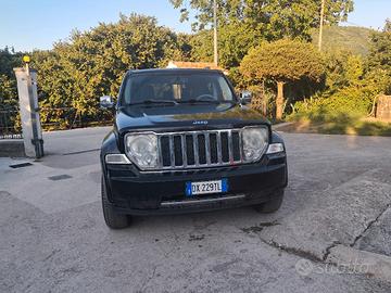 Jeep Cherokee kk 2.8 CRD Automatico 4x4