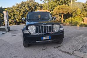 Jeep Cherokee kk 2.8 CRD Automatico 4x4