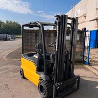 Carrello elevatore OM XE20Ac