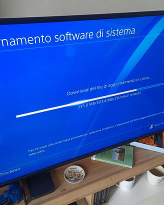 PLAYSTATION 4