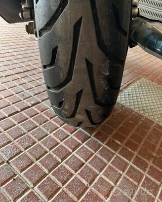 Harley Davidson 883 Iron