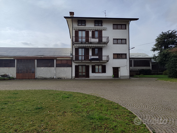 Appartamento senza spese 120mq