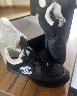 Chanel low top trainer cl. black 