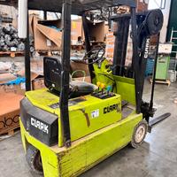 Carrello elevatore clark 15 qli 4300 mm triplex