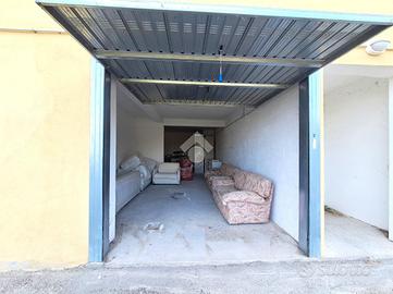 BOX A RIGNANO FLAMINIO