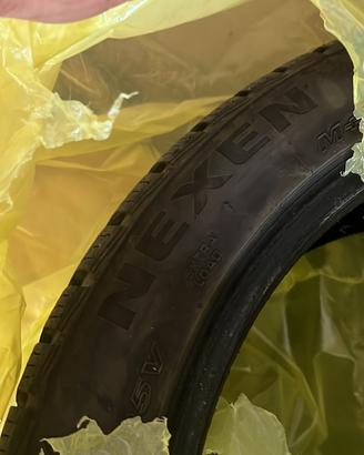 Gomme invernali Nexen 225/45 R 18