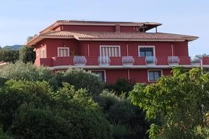 Villa Poggio dei Pini con appartam. indipendente