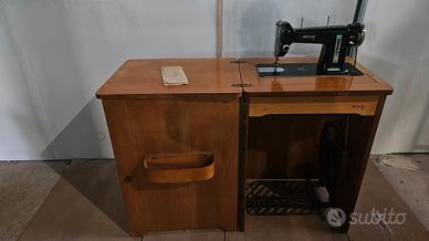 macchia da cucire Necchi NF con mobile