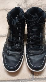 scarpe Adidas nere